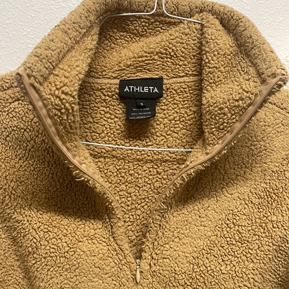 Athleta Sherpa 1/4 zip jacket - Picture 2 of 3